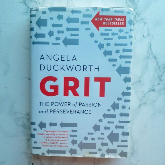 Grit: The Power of Passion and Perseverance by Angela Duckworth - Picture 2 of 7
